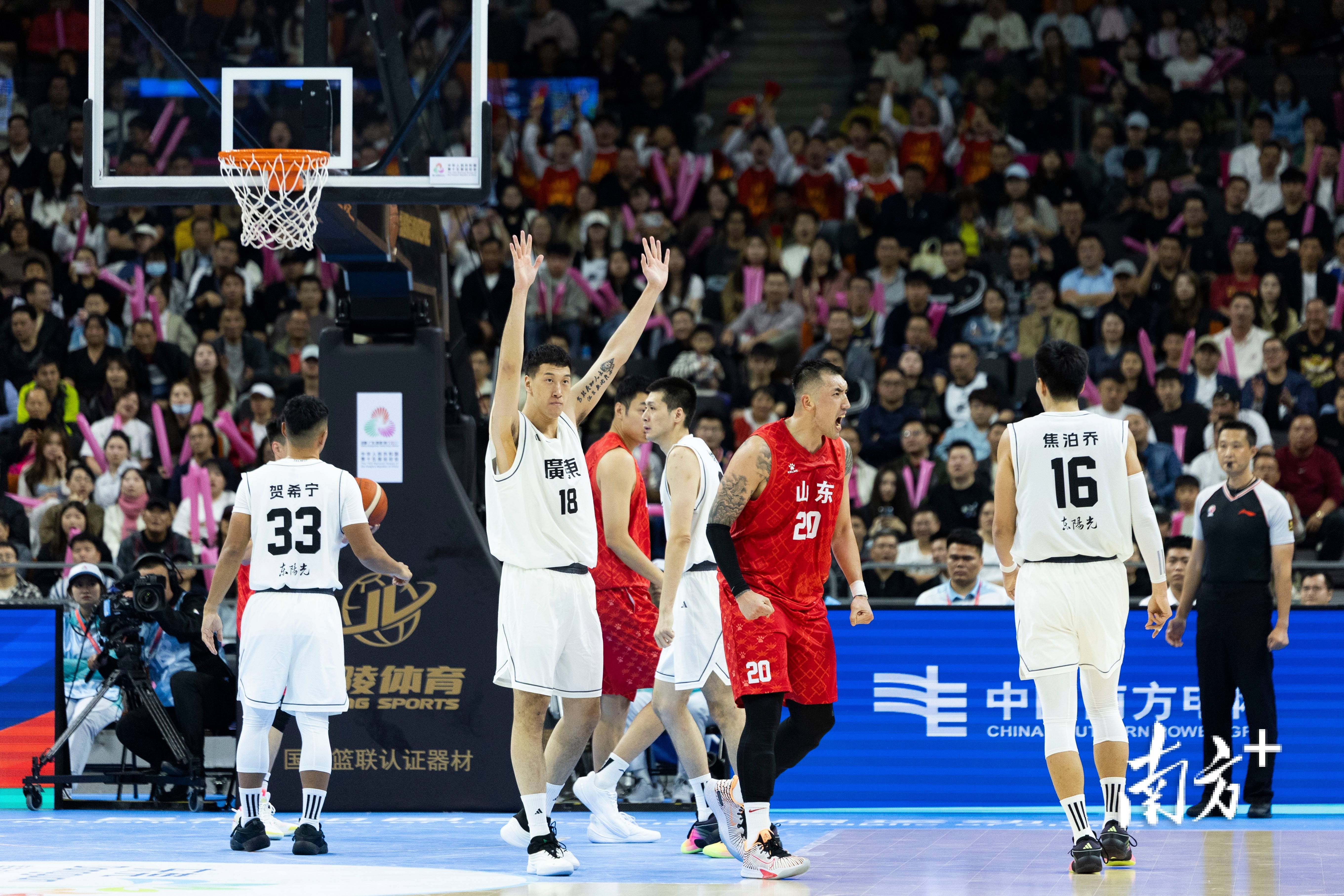 九游官方网站关键时刻山东男篮队长鼓劲:CBA季后赛节点到来,震撼外界,团队化学反应显著的简单介绍