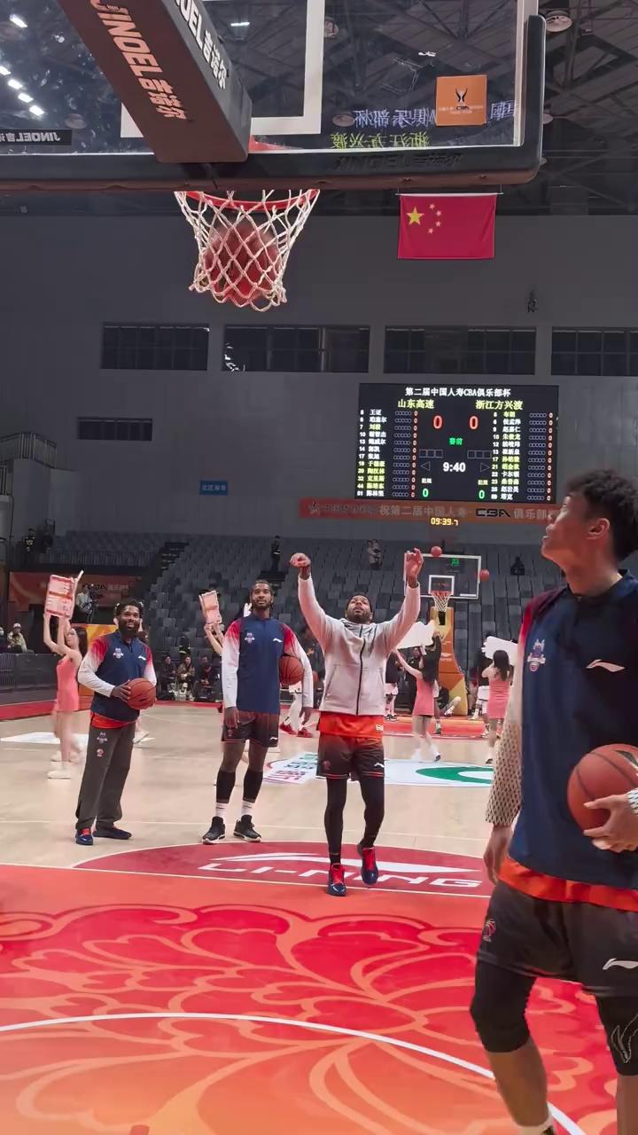 九游官方网站关键时刻山东男篮队长鼓劲:CBA季后赛节点到来,震撼外界,团队化学反应显著的简单介绍